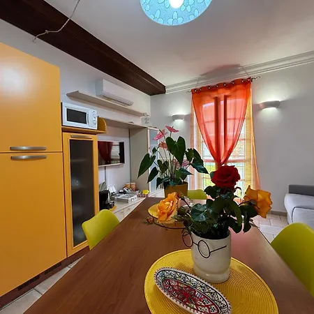 Il Cortiletto By Alterego Apartment *